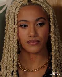 picoftheday📷 : Maya découvre que Thelma s'est fait voler toutes ses  affaires ! 😨 #LaGrandeIllusion👛 @elyorissa2.0