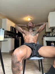 TW Pornstars - Dwayne Mckell. Twitter. Come sit baby ☝️. 8:46 PM - 9 Dec  2022