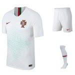 Het nationale voetbalteam van portugal is de laatste jaren uitstekend bezig. Portugal Tenue Wit Kids 2018 19 Kopen Nike Uittenues Junior 2018 19