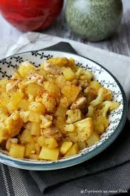 Blumenkohl Curry Mit Kartoffeln Und Hahnchen Experimente Aus Meiner Kuche Blumenkohl Curry Einfache Gerichte Rezepte