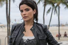 No caso da novela pega pega, a insuficiência cardíaca da sabine é resultado da doença de chagas.2 e isso faz bastante sentido sim, já que no brasil a doença de chagas é uma das principais causas da ic, junto com o infarto e hipertensão. Conheca A Historia Da Novela Pega Pega Da Rede Globo