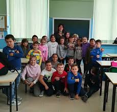 Acest film nu are sinopsis. S Antonino Alle Scuole Elementari La Nuova Lavagna Touch