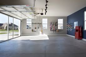 Garage floors have to be tough and durable, but that doesn't mean you have to put up with bare concrete. 3 Garage Flooring Ideas To Keep In Mind When Renovating Your Home Garageflooringllc Com