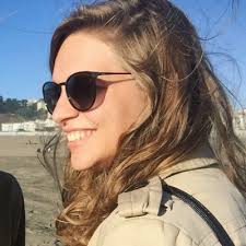 Julia Martins (@books_by_julia)