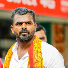 Anna Kolar's Instagram, Twitter & Facebook