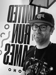 Dan Heit's Instagram, Twitter & Facebook