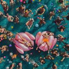 15 Unique Ways To Decorate The Pool Poolside Area At Your Wedding Venue Shaadisaga