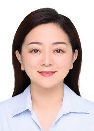 Haili Sun's Instagram, Twitter & Facebook