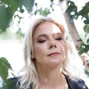 Paula Vesala: "Yksi puhelu voi herättää menneisyyden haamut"