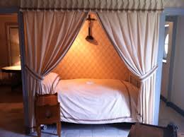 Fichier:Chambre à coucher Balzac Saché.jpg — Wikipédia