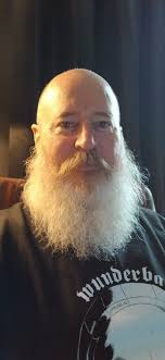 Who can remove and tile kitchen windows in Wellard?