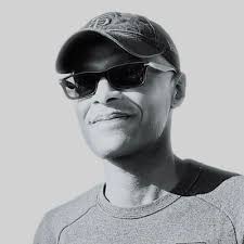 Flossie Hall (@flossiejhall)