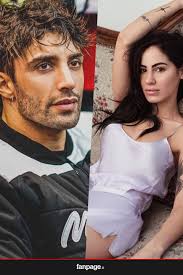 La prima foto di Andrea Iannone insieme a Giulia De Lellis! Il messaggio di  lei non lascia dubbi: http://fanpa.ge/IQLOy