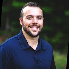 Aaron Raleigh's Instagram, Twitter & Facebook