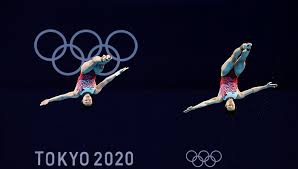北京时间 7 月 25 日，东京奥运会女子双人 3 米板决赛，里约奥运会女子 3 米板单人和双人双料冠军施廷懋携手王涵出战，最终这对组合以 326.4 分排名第. Voziuu0wlgckhm