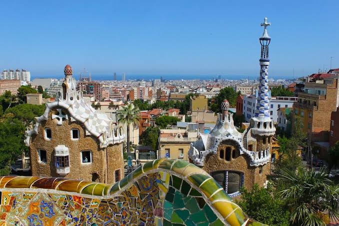 Barcelona on a Budget: Best Cheap and Free Things to do in Barcelona, Spain - Passport & Plates
