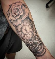 Pin By Diede Spruyt On Tattoos 3 Money Rose Tattoo Money Tattoo Sleeve Tattoos