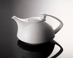Black And White Checkered Tea Kettle Ceramics And The Influence Of Bauhaus Design Tea Pots Bauhaus Design Bauhaus
