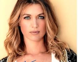 Leslie Hope Signed Autographed 8x10 the River Tess Cole Photo