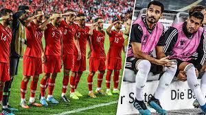 Emre can bez, 15 eylül 1999 yılında mersinde dünyaya gelmiştir. Bericht Ilkay Gundogan Und Emre Can Sorgen Mit Instagram Like Fur Turkischen Salut Jubel Fur Wirbel Sportbuzzer De