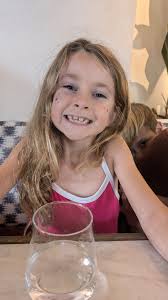 Astronomy buffs, can anyone tell me what planets or stars were over the bay  this morning. It was 6:45. I understand that the one in the middle is the  moon.