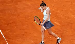 Încerc să dau totul pe teren, întotdeauna sunt motivată la madrid. Simona Halep A Pierdut Finala De La Madrid Cu Kiki Bertens
