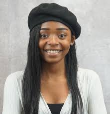 Belinda Kyle's Instagram, Twitter & Facebook