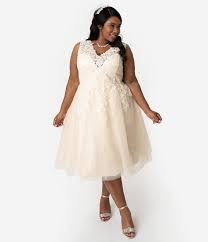 Boho style vintage mariage bridal lace. Vintage Inspired Wedding Dresses Unique Vintage