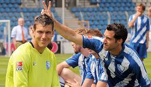 Der vfl bochum (verein für leibesübungen bochum 1848) entstand 1938 durch die fusion dreier bochumer sportvereine, nämlich des turnvereins bochum 48, von germania 06 und des tus bochum. Vfl Bochum 2009 10 Das War Der Bisher Letzte Bundesliga Kader Des Vfl Seite 1