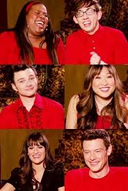 Mercedes Artie Kurt Tina Rachel Finn The Original Glee Club Members As Of The Pilot 2009 Glee Cast Glee Glee Club