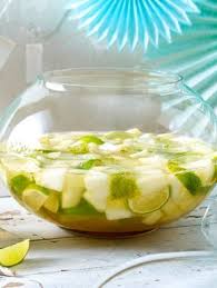 Caipirinha Bowle Rezept Lecker Rezept Caipirinha Bowle Bowle Rezept Bowle Rezepte Mit Alkohol