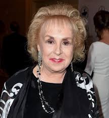 In celebration of brad garrett's birthday, here are some of robert's best moments from everybody loves raymond! Everybody Loves Raymond Star Doris Roberts Dies At 90 Rediff Com Movies