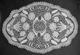 Vand Fata De Masa Cu Trandafiri Macrame Poantlas Pret Preturi Vand Fata De Masa Cu Trandafiri Macrame Poantlas Dantel
