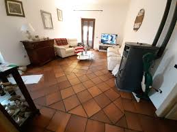 Appartamenti in vendita a cecina: Appartamento In Vendita A Paratino Cecina Li Rif 111 Casain24ore