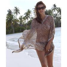 Elizabeth jane hurley (born 10 june 1965) is an english actress, businesswoman and model. Elizabeth Hurley On Twitter Tbt Maldives Elizabethhurleybeach