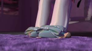 Markie- Gladiator trample - ThisVid.com