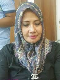 Lina Latif's Instagram, Twitter & Facebook