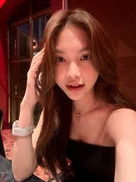 Xin Ye Lee (@lee.xinye) • Instagram photos and videos