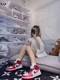 Nike Air Jordan 1 Mid Chicago White Heel Women Shoes Sneakers Jordans Fashion Style In 2020 Jordan Fashions Air Jordans Nike Women Outfits