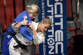 She became european champion in 2020 in prague. Karakas Hedvig Tiszta Szivvel Allok Fel A Szonyegre Bellacafe Hu