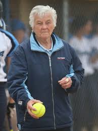 Farmington Hills Mercy 11-6, Warren Regina 4-4