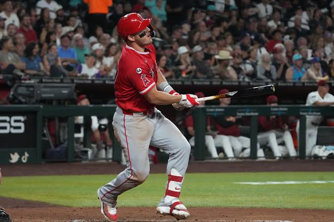 BREAKING: Mike Trout Drops Bombshell Philadelphia Message Amid Growing ...
