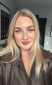 Hi friends, I'm looking for an accommodation near ICL. If anyone has kindly  DM me. My budget is around 150. Thanks in advance.