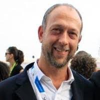 PDF) Invito al cinema. Le origini del manifesto cinematografico italiano  (1895-1930)