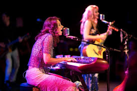 Aly Aj Wikipedia 78violet (formerly aly & aj) is a pop rock band consisting of two sisters, alyson renae aly michalka and amanda joy aj michalka.