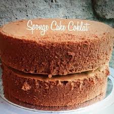 Teksturnya lembut dengan rasa coklat yang nikmat. Since 02 07 2015 On Instagram Sponge Cake Coklat By Dedenhs Bahan 8 Butir Telur 200gr Gula Pasir 200gr Tepung Terigu 25gr Coklat Bubuk Food Cake Desserts