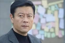 Wu Gang: I have been married to my ex-wife for 15 years and have no  children, but I have been with Chen Jin, who is unmarried and sterile, for  20 years