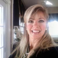 Melinda Dowdy's Instagram, Twitter & Facebook