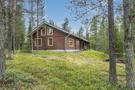 Mökki porealtaalla tai paljulla Leviltä: Edulliset mökit