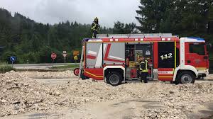 Heute weiterhin ablaufendes hochwasser im westlichen mittelfranken und nordschwaben, sowie im einzugsgebiet der sächsischen saale. Ngle22werl6b4m